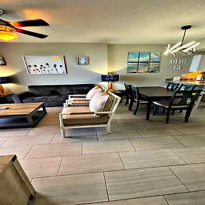 Apartment Vacation In Comfort And Luxury - 3 Bedroom Direct Oceanfront - Wyndham Ocean Walk 2425, Daytona Beach